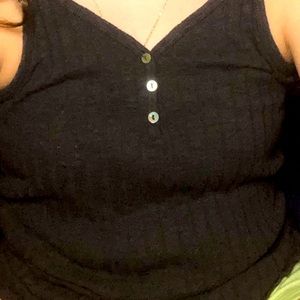 Grey shirt with 3 buttons